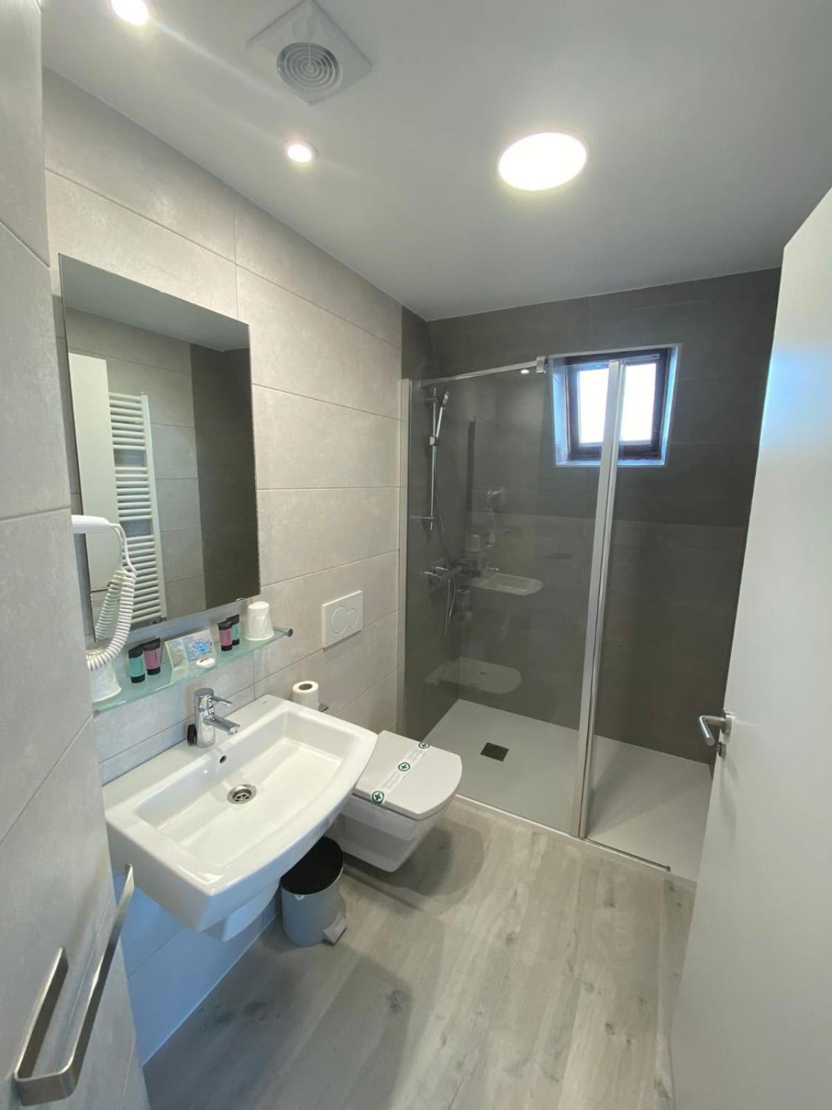 Superior Double or Twin Room with Garden View,1549178614:JPEG